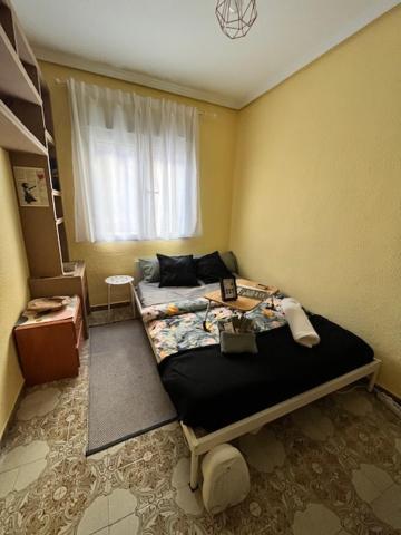 Gemuetliches Zimmer "Gold" Fuer 2 Personen Und Katzenliebhaber فالنسيا المظهر الخارجي الصورة